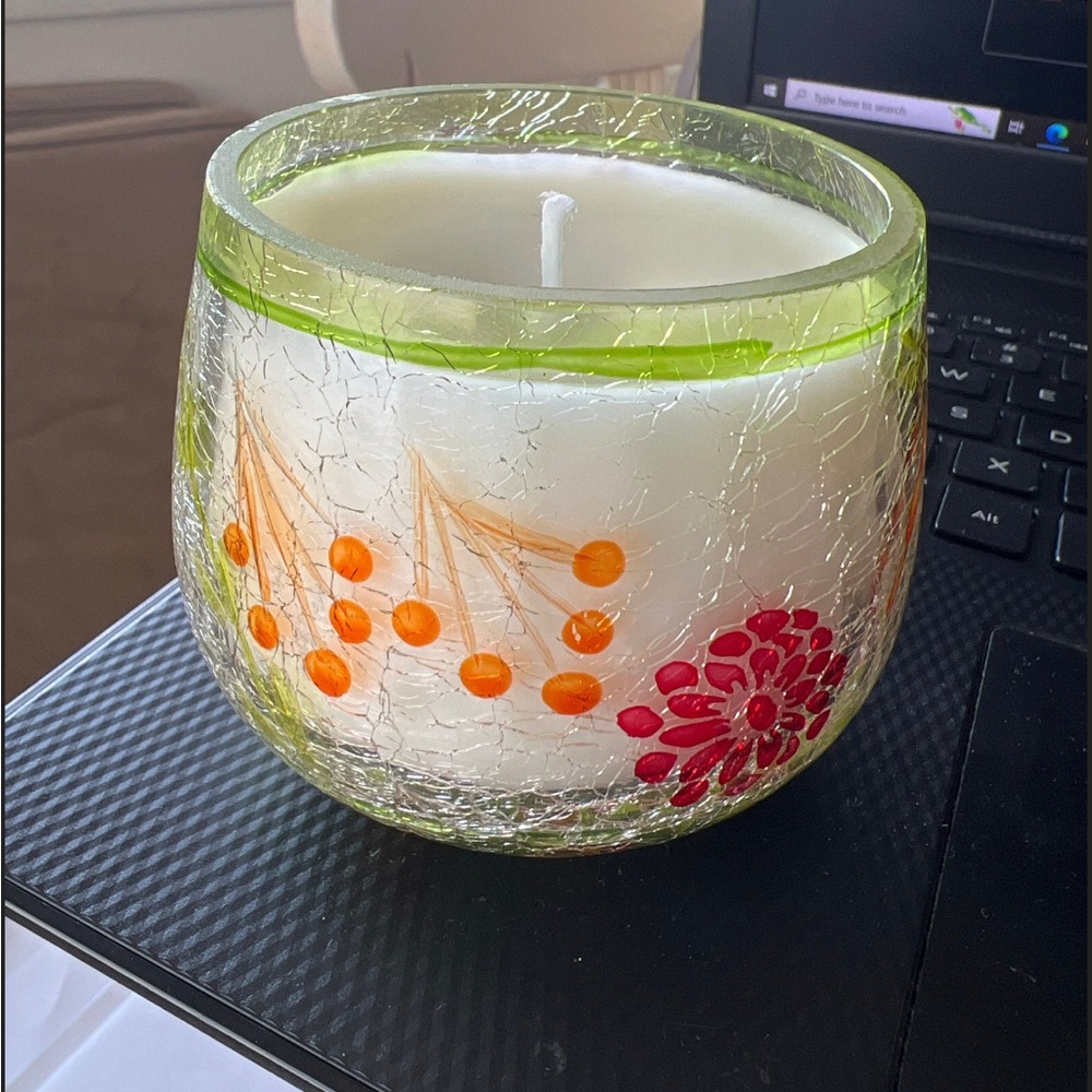 Hand Crafted Organic Beeswax Candle 8 oz natural scent